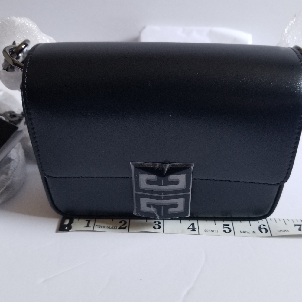 Givenchy Small Leather Crossbody Bag Black - Picture 12 of 14